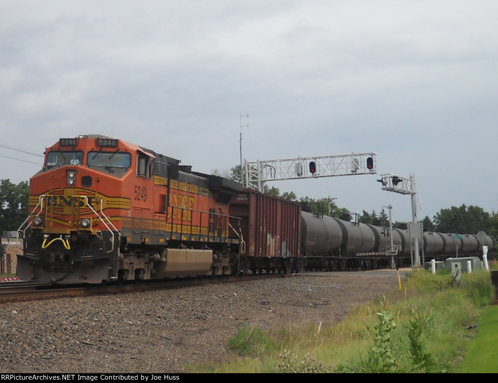 BNSF 5249 DPU